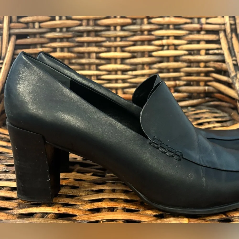 Franco Sarto Black Women's Nolan
Pump Loafers in size 10 - Picture 6 of 16